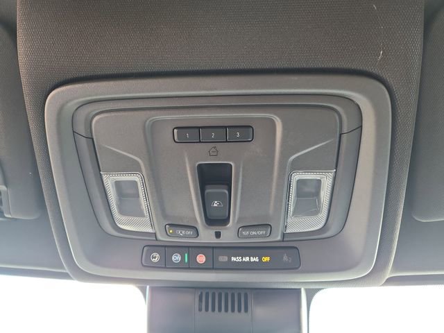 New 2026 GMC Sierra 3500 SLT w/ SLT Convenience Package image 30