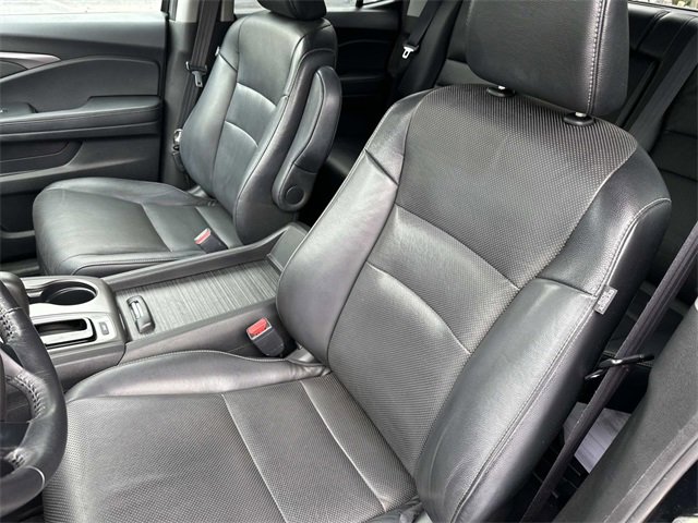 Certified 2017 Honda Ridgeline RTL image 21