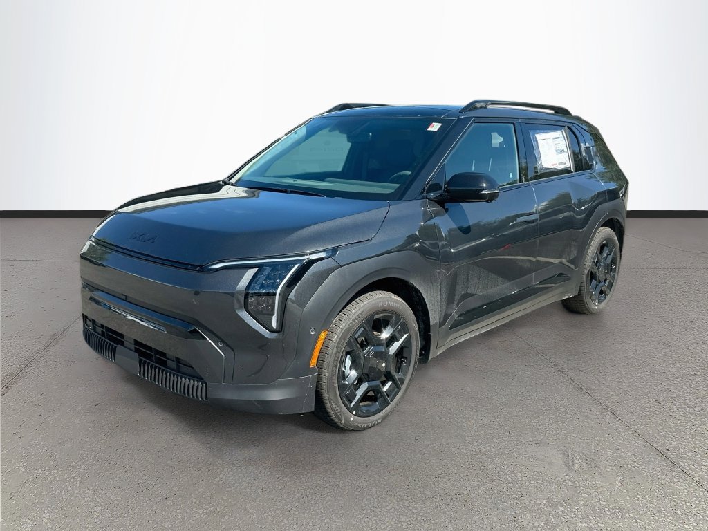New 2027 Kia EV3 Land FWD image 3