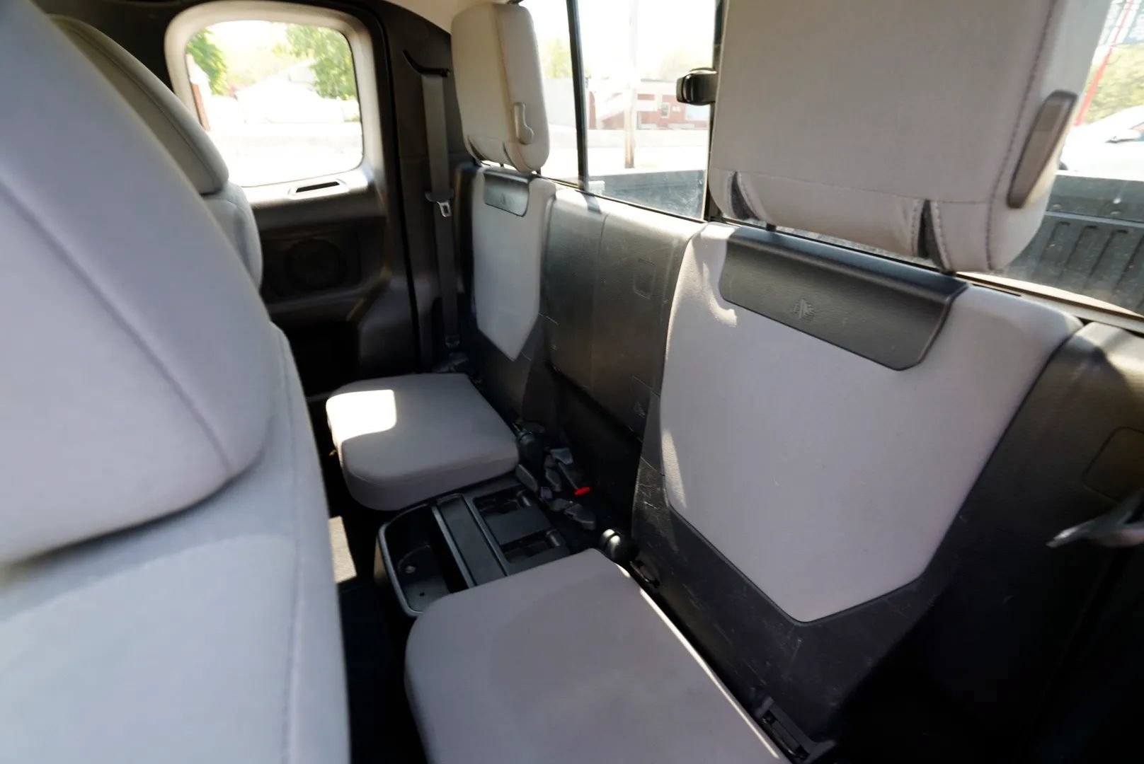 Used 2019 Toyota Tacoma SR w/ SR Convenience Package AWD/4WD image 31