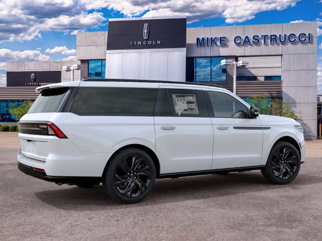 New 2027 Lincoln Navigator L Reserve w/ Jet Appearance Package AWD/4WD image 7