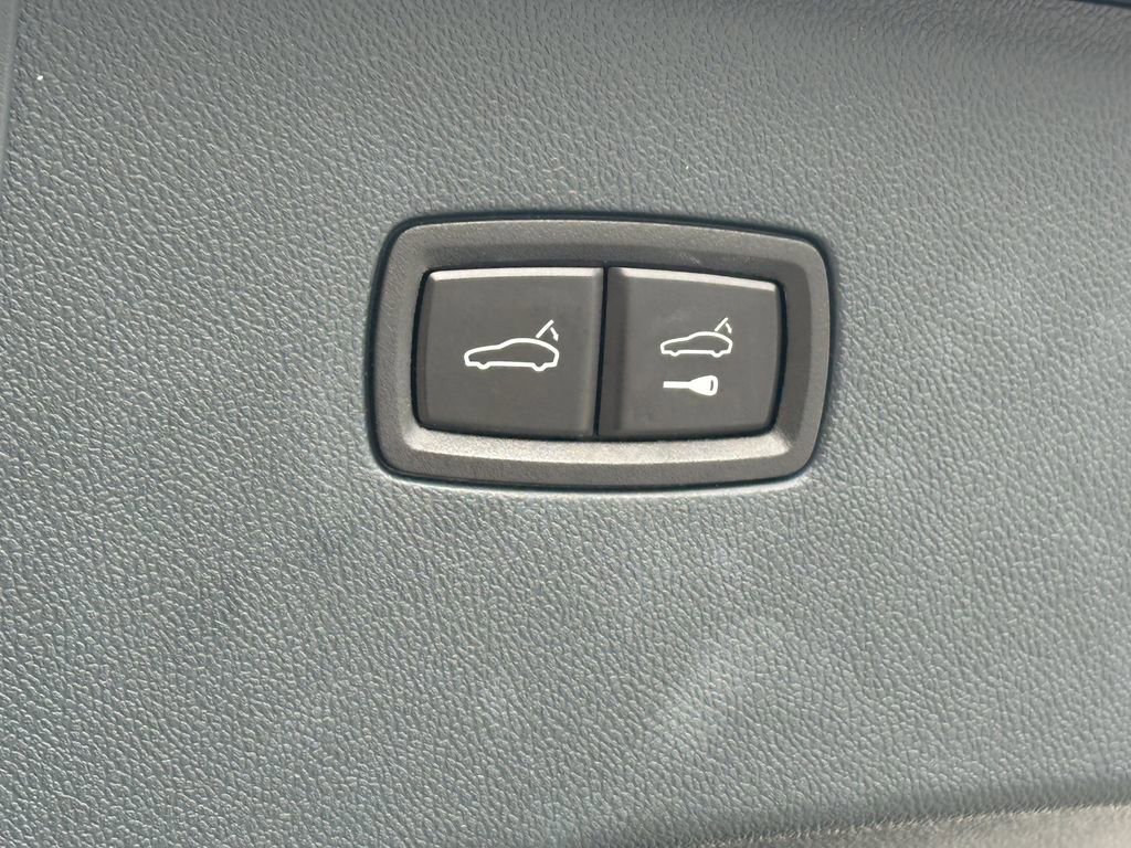 Used 2022 Porsche Cayenne S image 23