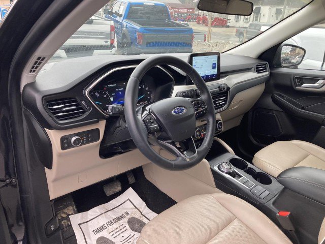 Used 2021 Ford Escape SEL image 8