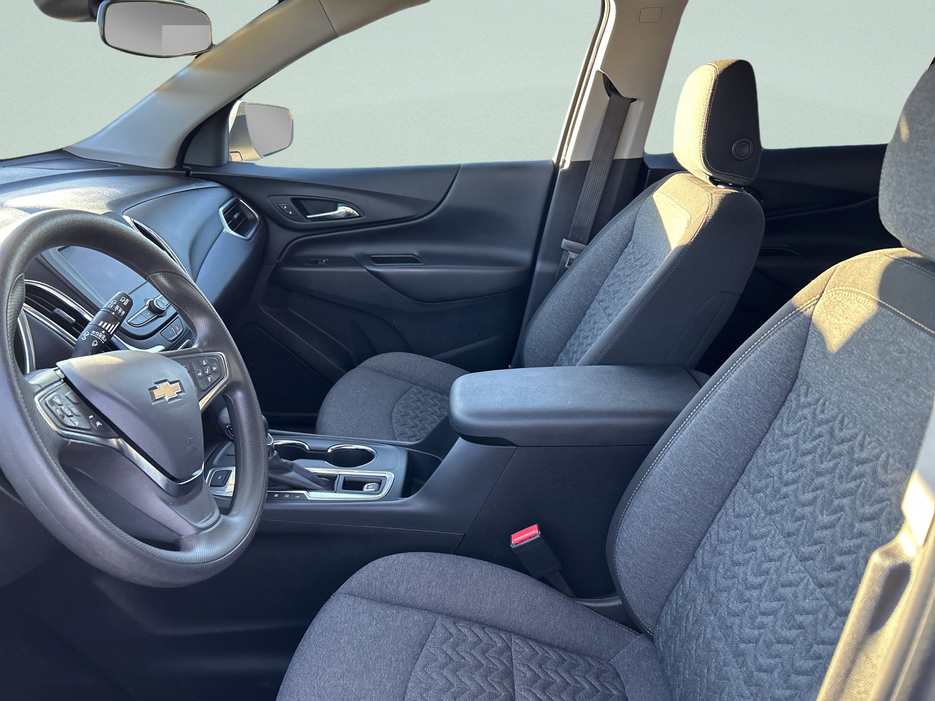 Used 2023 Chevrolet Equinox LT w/ LPO, Floor Liner Package image 22