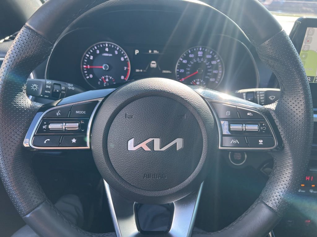 Certified 2024 Kia Forte GT-Line image 58