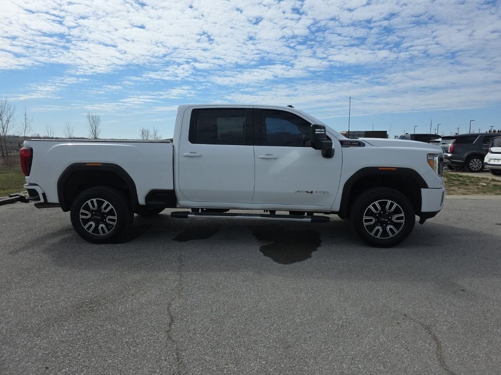 Used 2023 GMC Sierra 2500 AT4 w/ AT4 Preferred Package AWD/4WD image 4