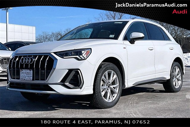 Used 2023 Audi Q3 2.0T Premium w/ Convenience Package