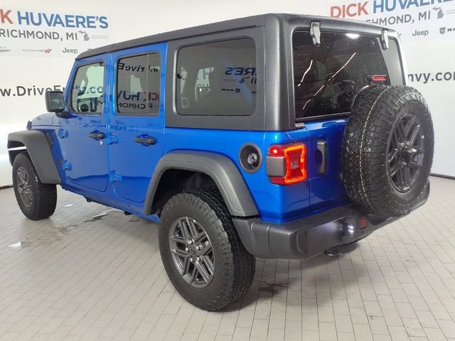 Used 2025 Jeep Wrangler Sport S AWD/4WD image 6