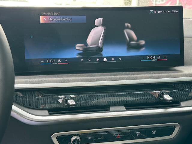 Certified 2024 BMW X5 xDrive40i w/ Premium Package image 28