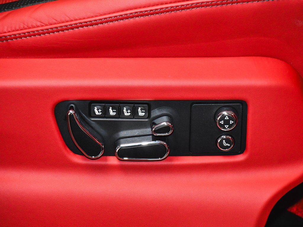 Used 2023 Bentley Bentayga AWD/4WD image 84