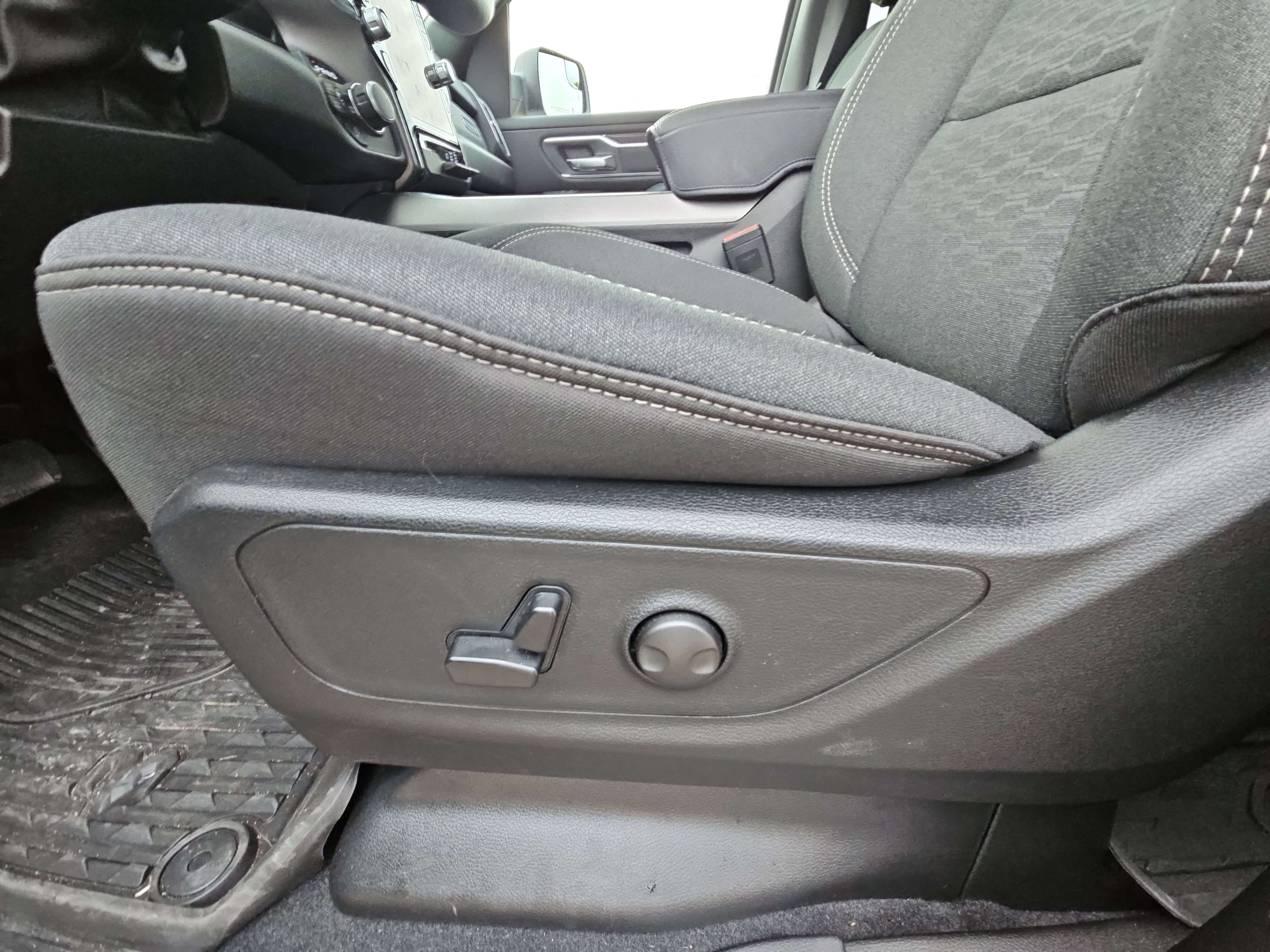 Used 2026 RAM 1500 Big Horn AWD/4WD image 17