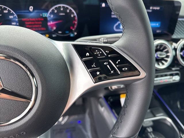 New 2025 Mercedes-Benz GLB 250 image 34