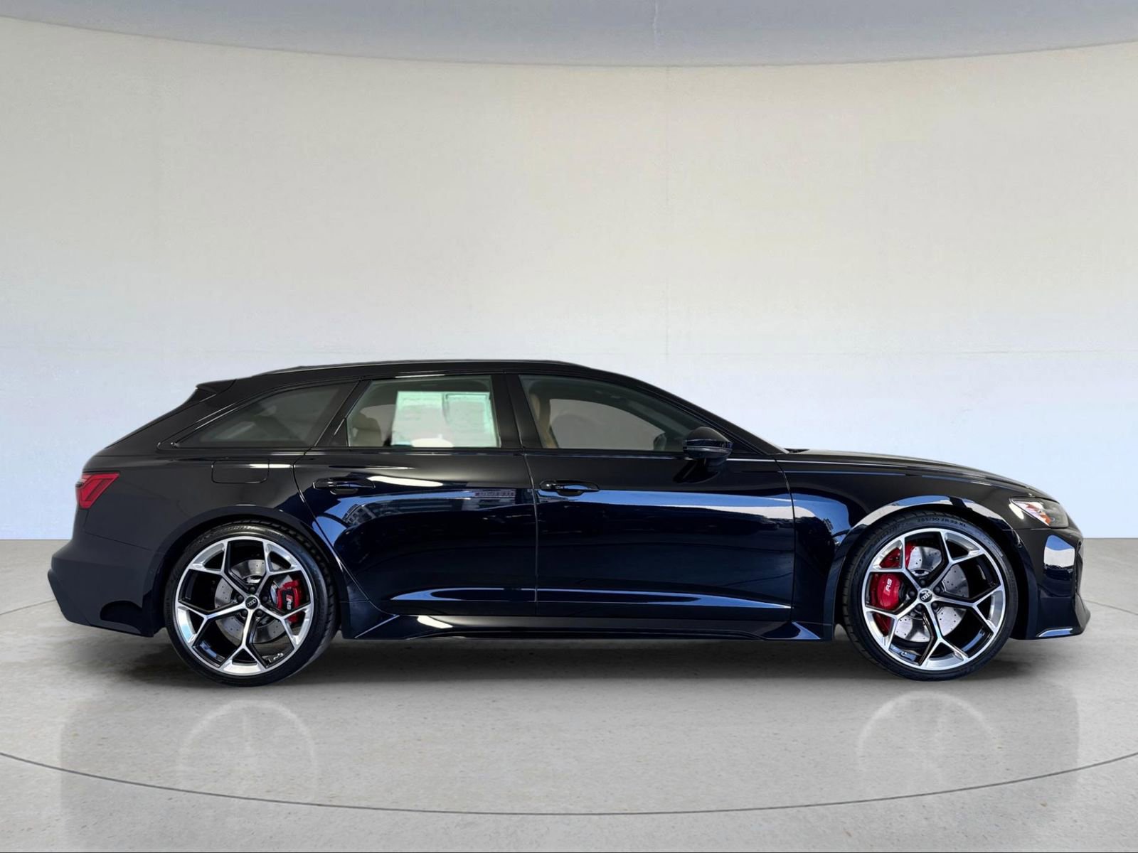 Used 2024 Audi RS 6 performance AWD/4WD image 9