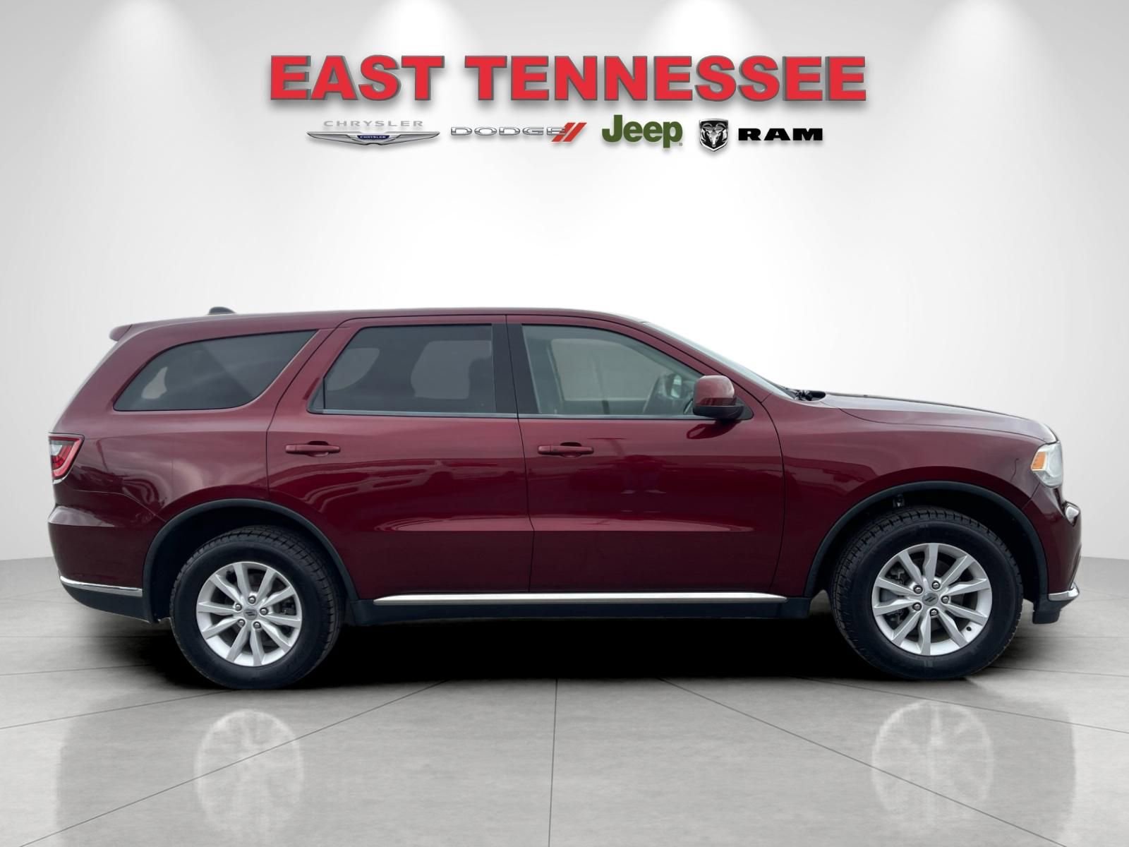 Used 2020 Dodge Durango SXT w/ 3rd Row Seating Group image 2