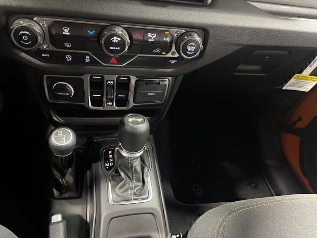 New 2025 Jeep Wrangler Sport S image 19