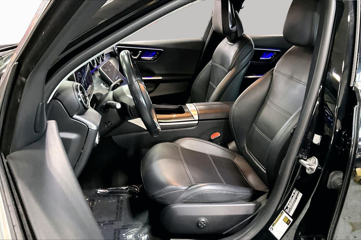 Used 2022 Mercedes-Benz C 300 4MATIC Sedan image 8