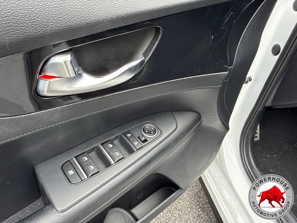 Used 2021 Kia Forte GT-Line FWD image 9