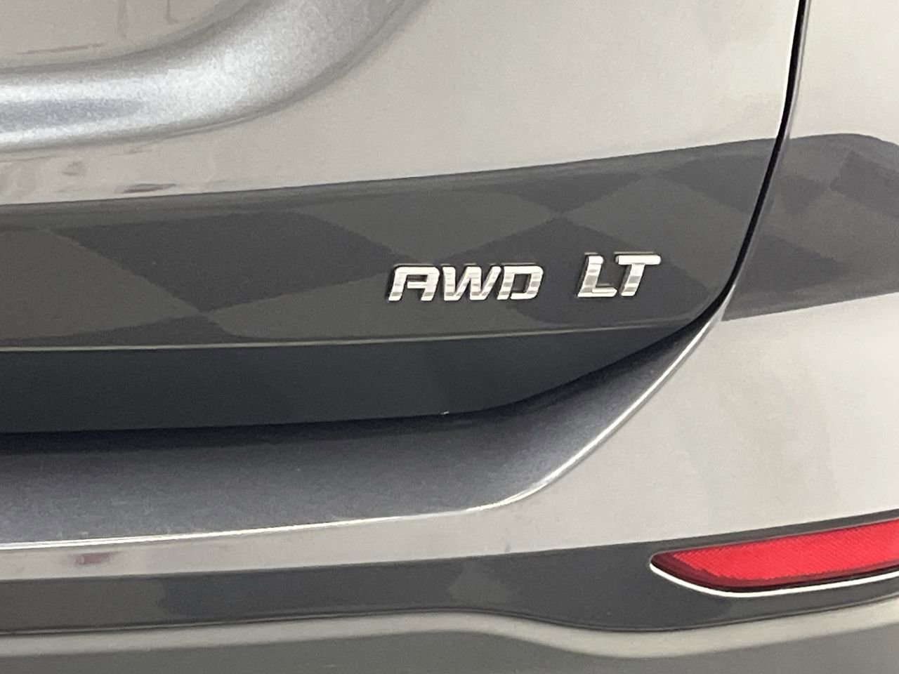 Used 2022 Chevrolet Equinox LT AWD/4WD image 31