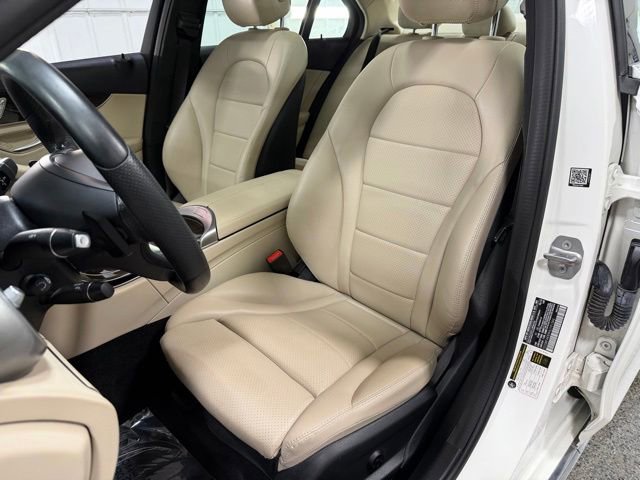 Used 2017 Mercedes-Benz C 300 4MATIC Sedan image 21