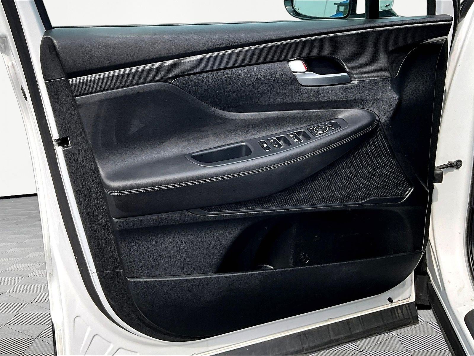 Used 2023 Hyundai Santa Fe SEL AWD/4WD image 19
