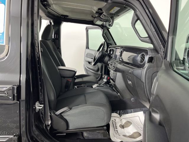 Used 2022 Jeep Gladiator Sport image 35