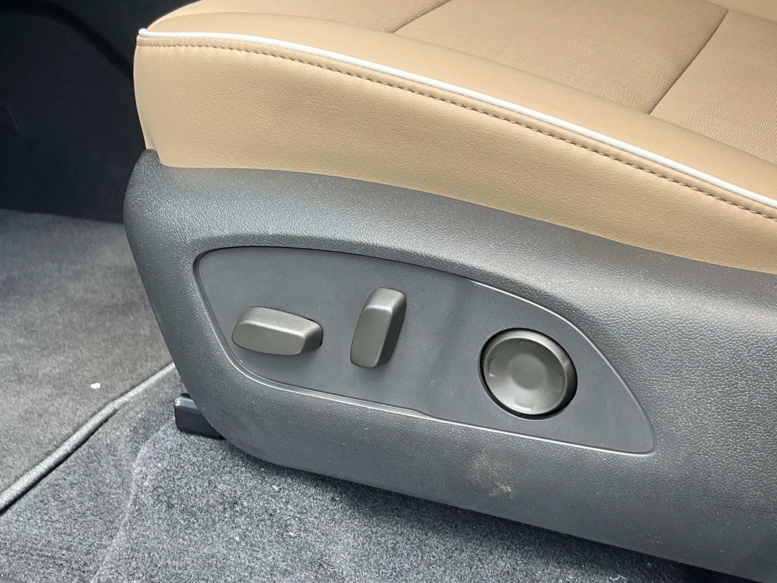 New 2026 Buick Enclave Preferred w/ Power Package image 25