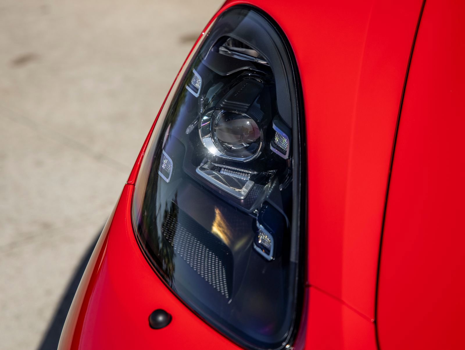 Certified 2023 Porsche 718 Cayman GT4 image 22