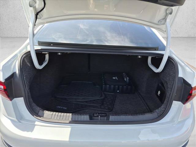 Certified 2022 Volkswagen Jetta SEL FWD image 6