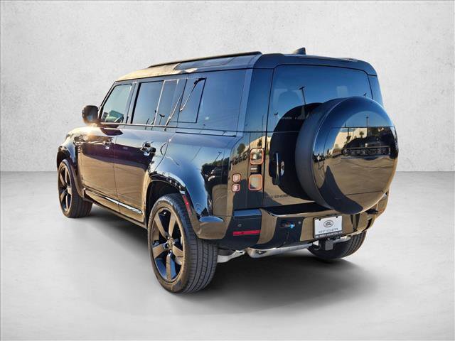 New 2026 Land Rover Defender 110 X-Dynamic SE image 9