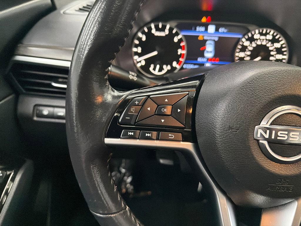Used 2023 Nissan Altima 2.5 SV w/ SV Premium Package image 25