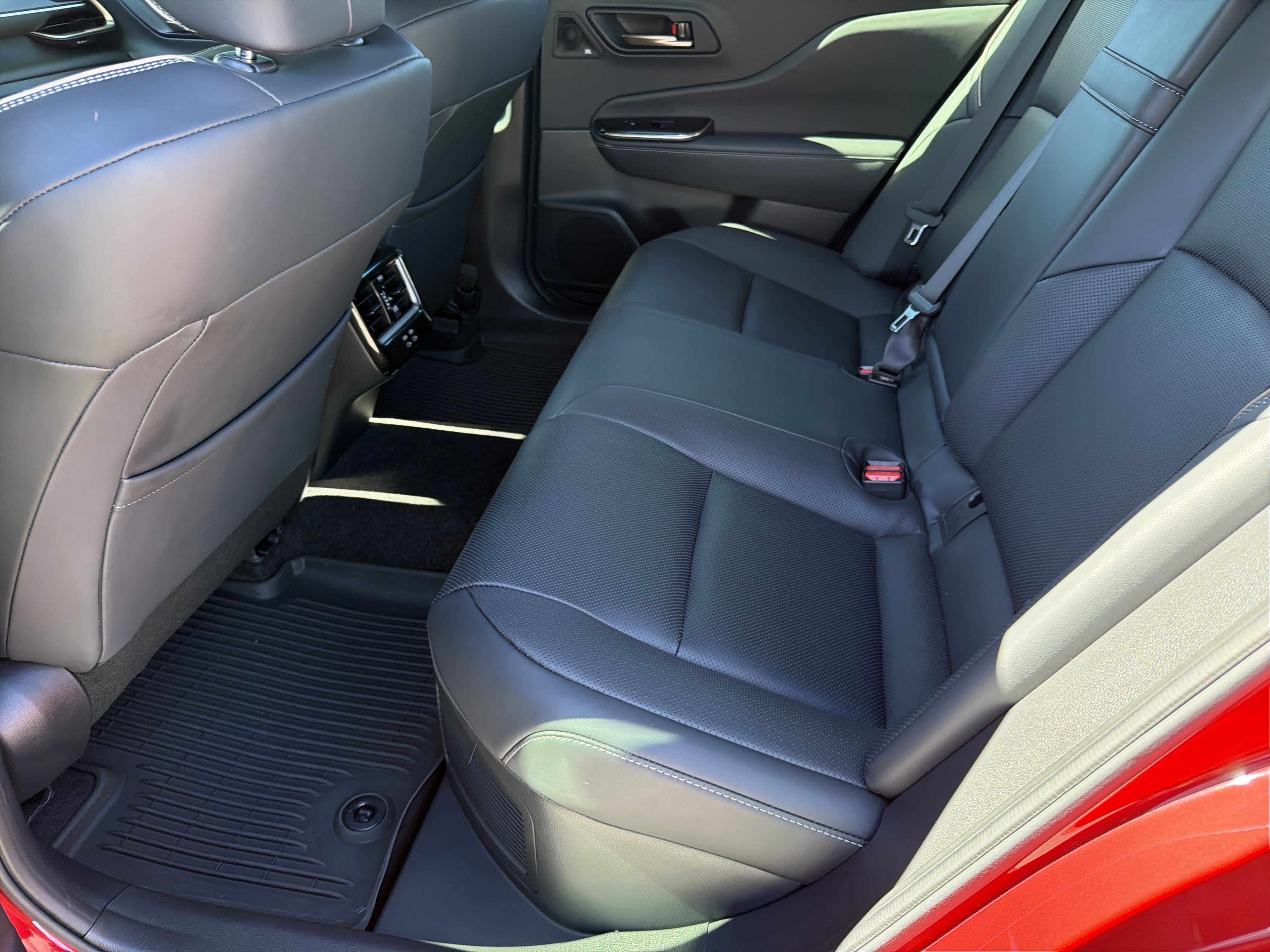 Certified 2024 Toyota Crown AWD/4WD image 30