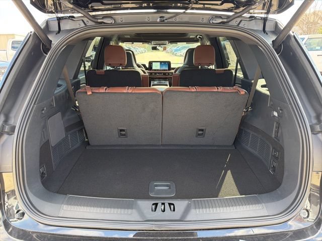 New 2026 Lincoln Aviator Reserve AWD/4WD image 7
