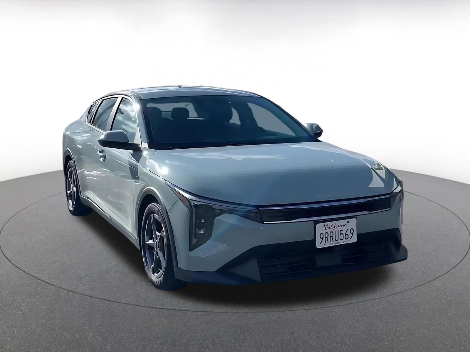 Used 2025 Kia K4 LXS image 3