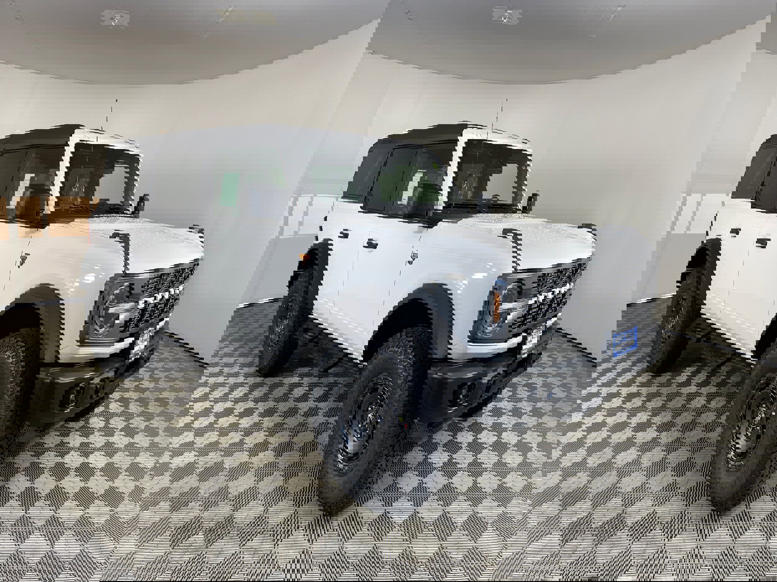 New 2025 Ford Bronco Badlands w/ Sasquatch Package image 7