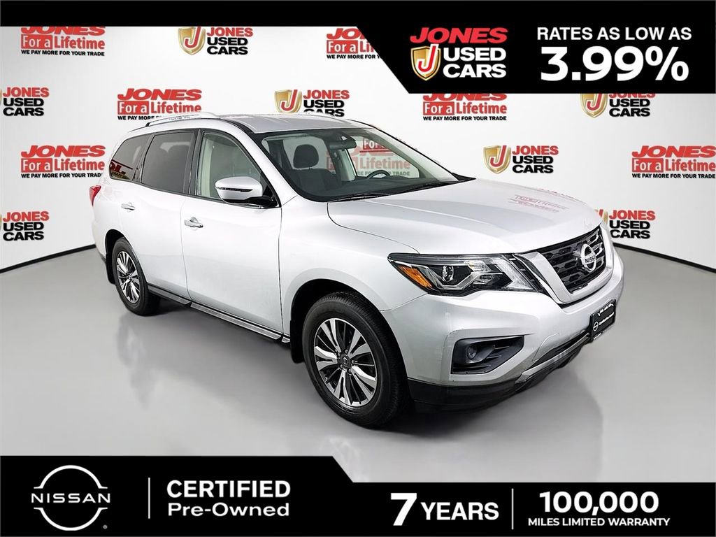 Used 2020 Nissan Pathfinder S image 1