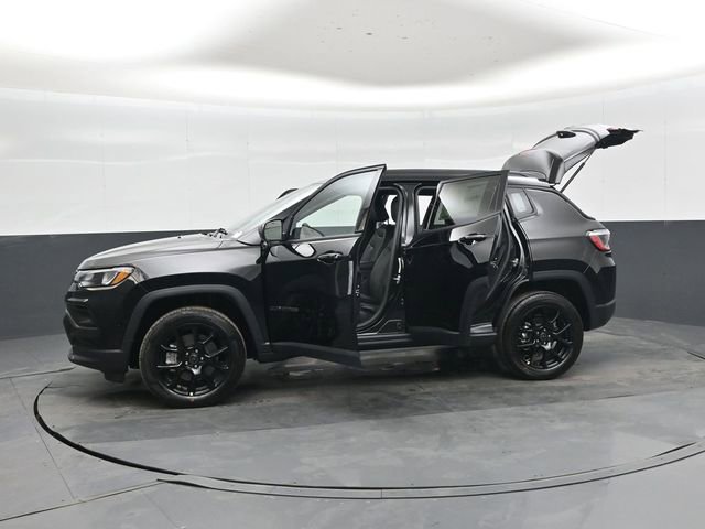 New 2026 Jeep Compass Latitude image 49