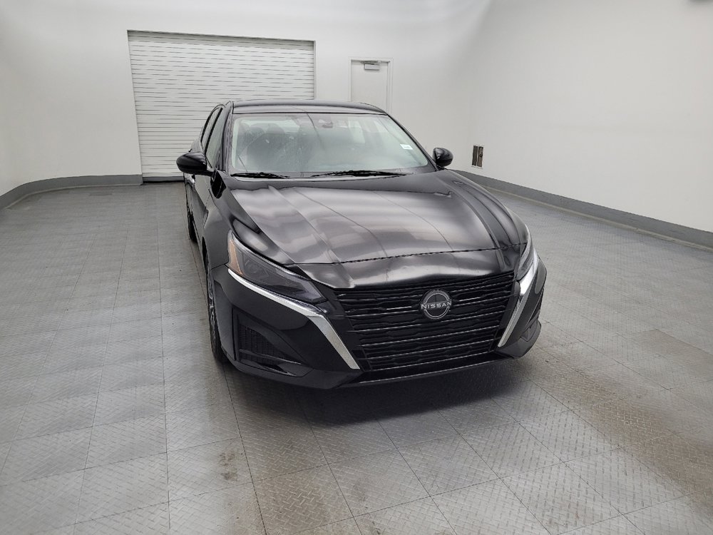 Used 2023 Nissan Altima 2.5 SV image 14