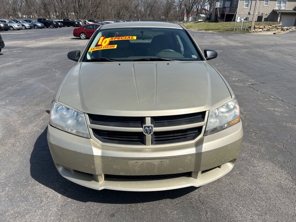 Used 2010 Dodge Avenger SXT FWD image 3
