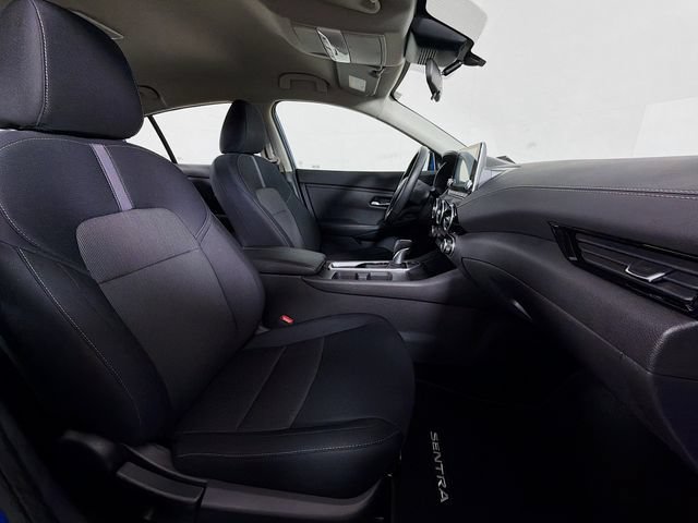Certified 2022 Nissan Sentra SV w/ All-Weather Package FWD image 33
