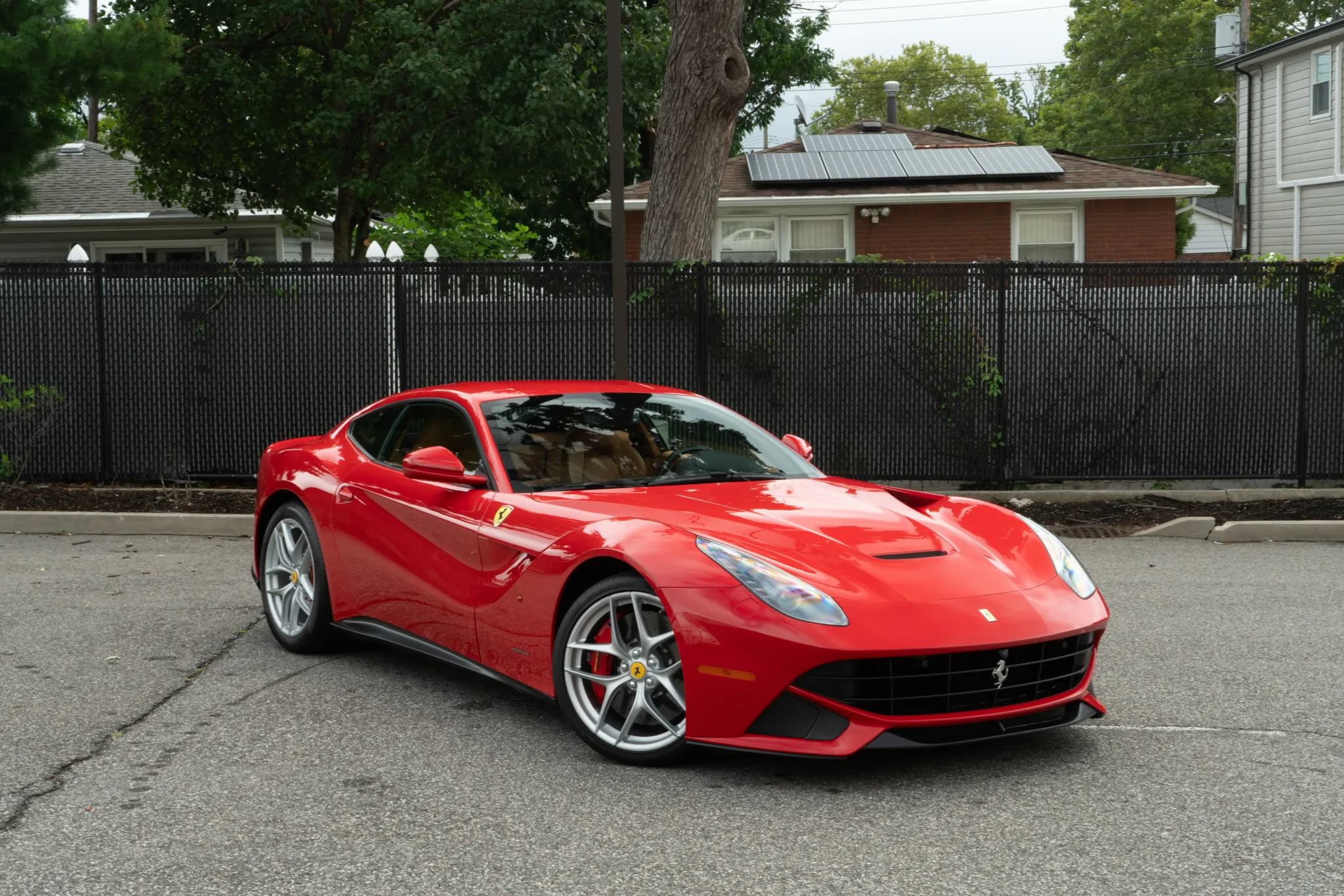 Used 2017 Ferrari F12 Berlinetta RWD image 34