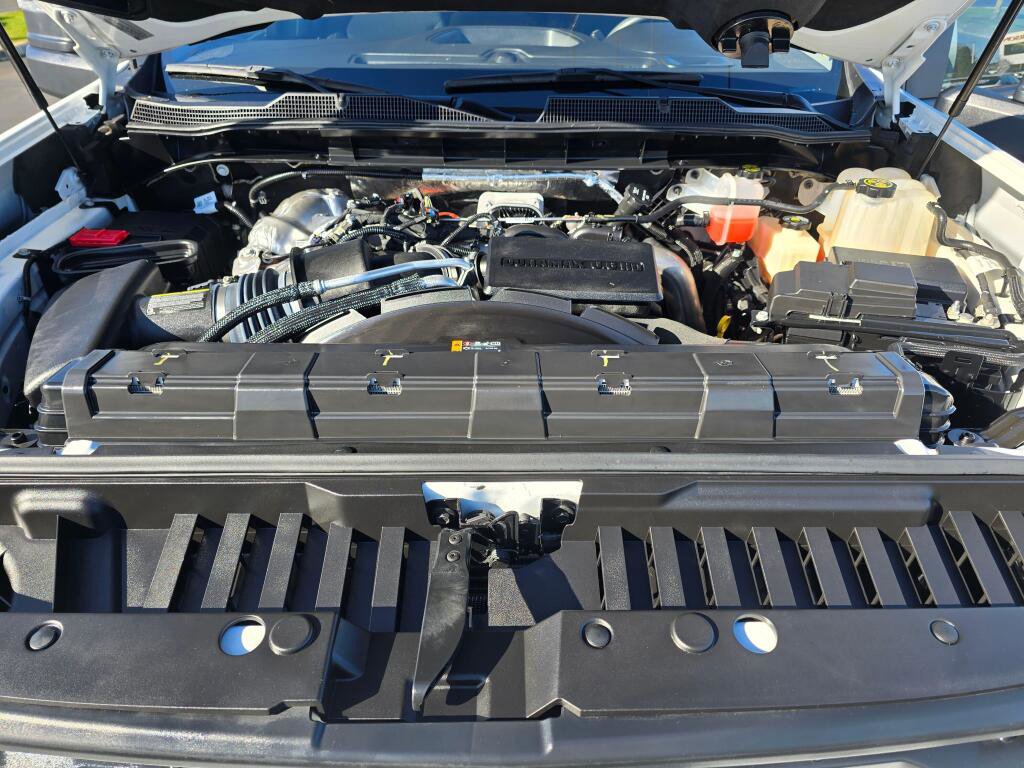 Used 2024 Chevrolet Silverado 2500 Custom w/ Custom Value Package image 12