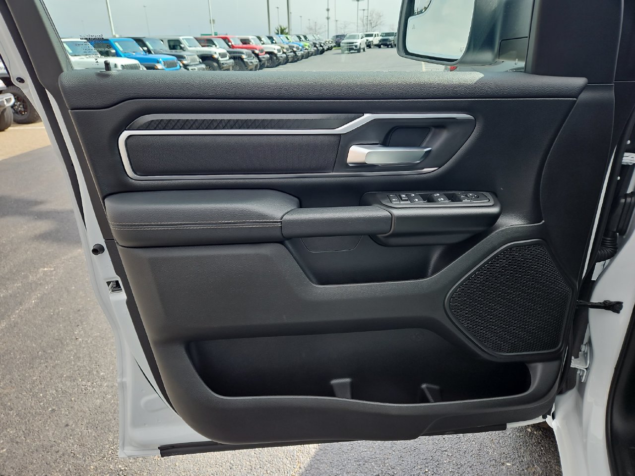 New 2026 RAM 1500 Big Horn AWD/4WD image 17