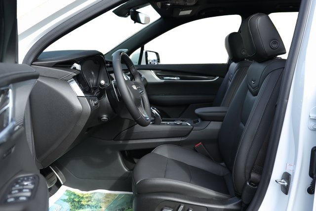 Used 2022 Cadillac XT6 Sport w/ Technology Package image 10