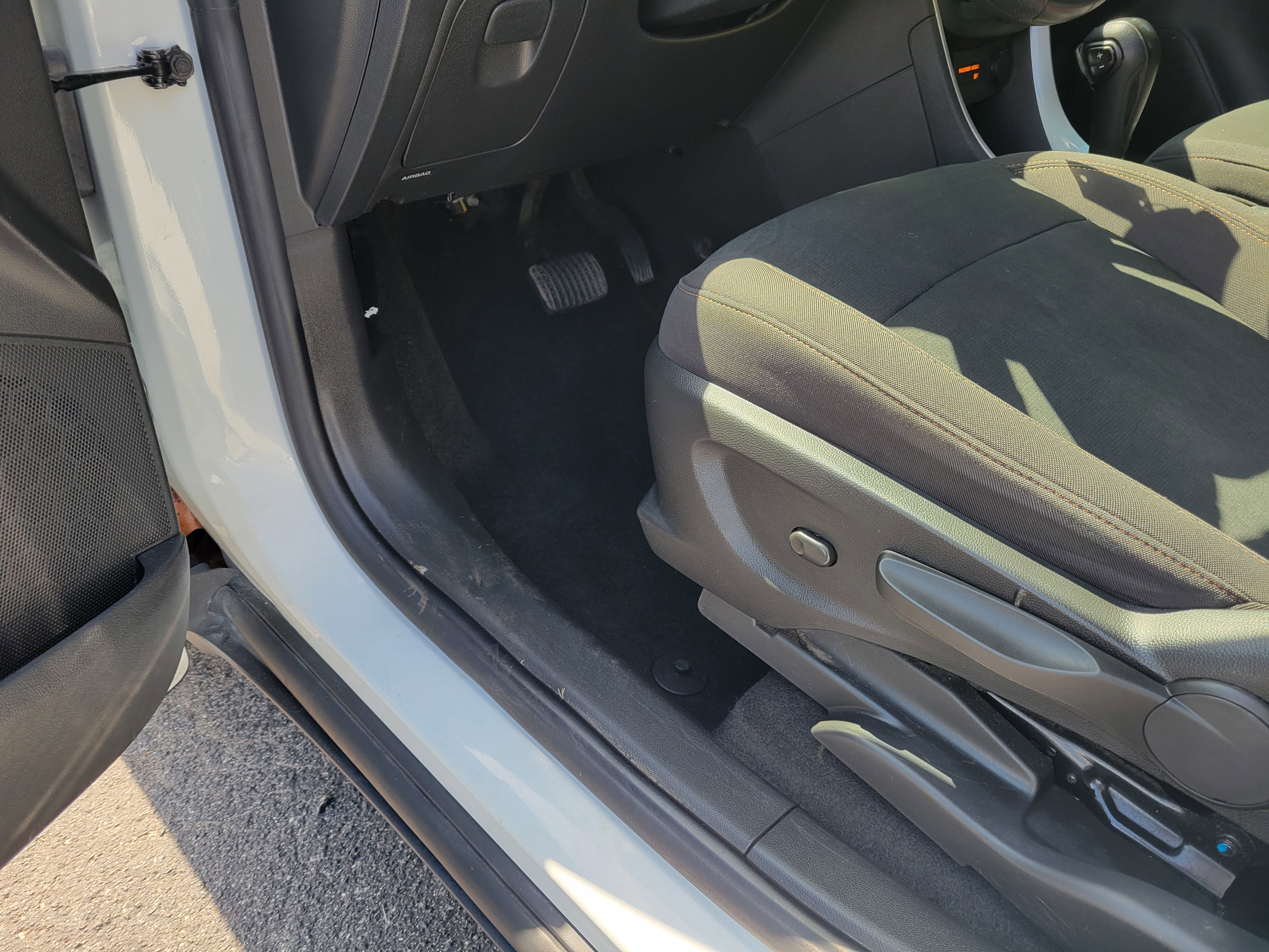 Certified 2022 Chevrolet Trax LS w/ Tint and Cruise Package FWD image 22