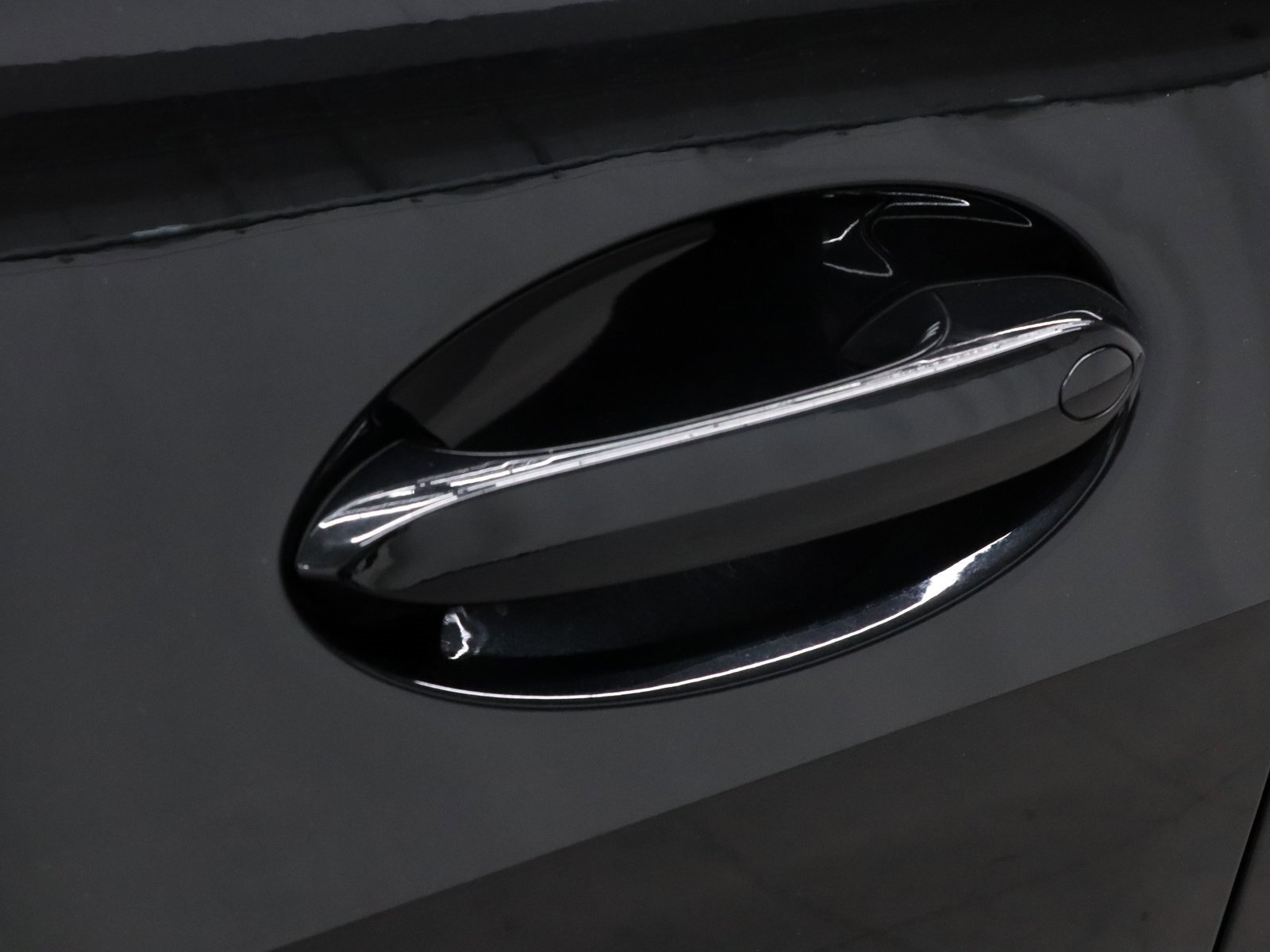 Used 2022 BMW X5 M50i w/ Executive Package image 55