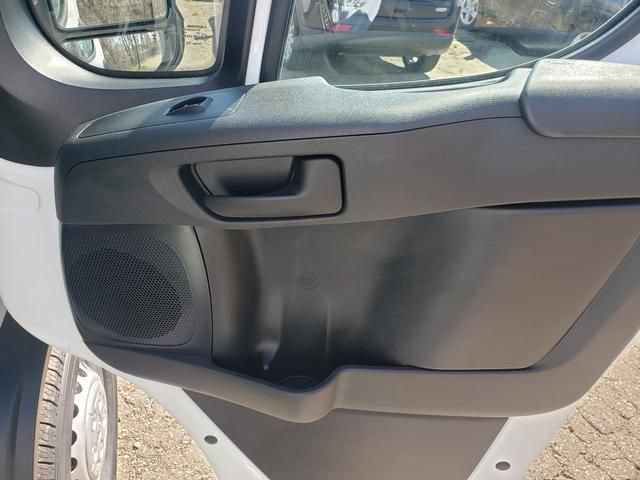 Used 2025 RAM ProMaster 1500 w/ Premium Convenience Group FWD image 20