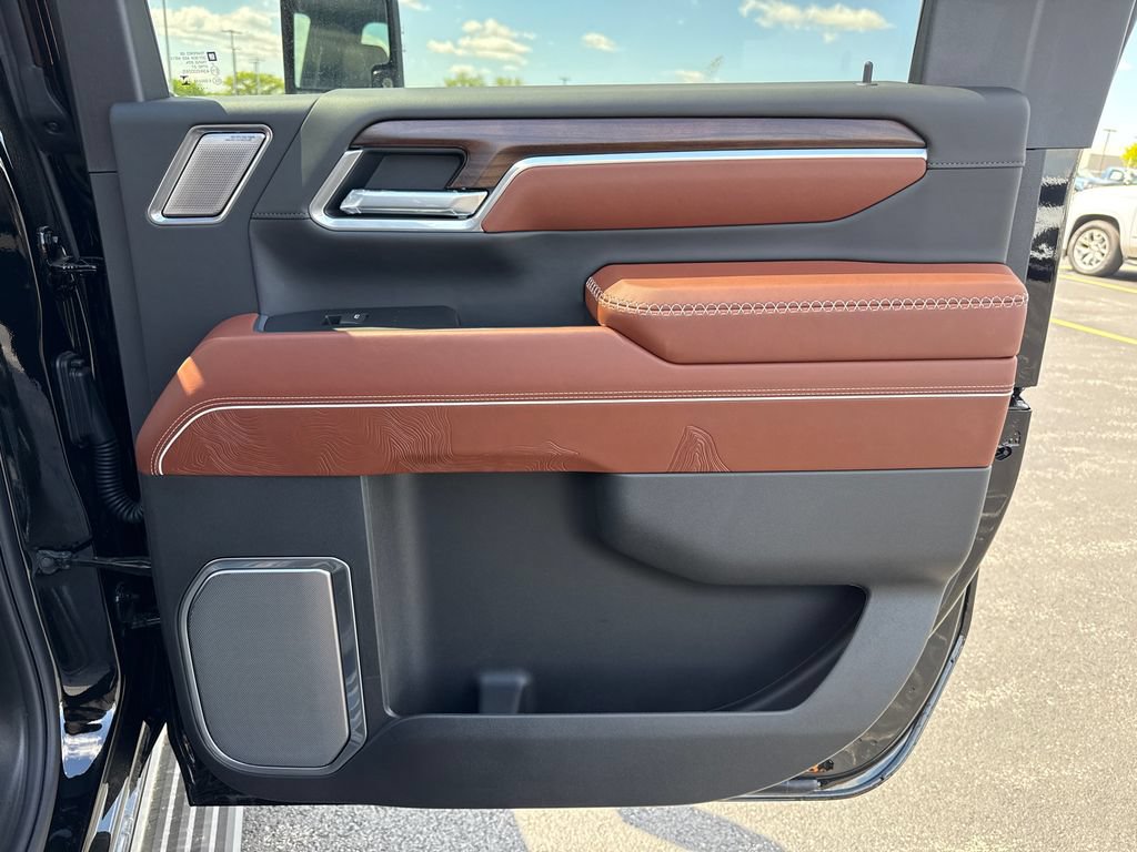 New 2026 GMC Sierra 3500 Denali Ultimate AWD/4WD image 36