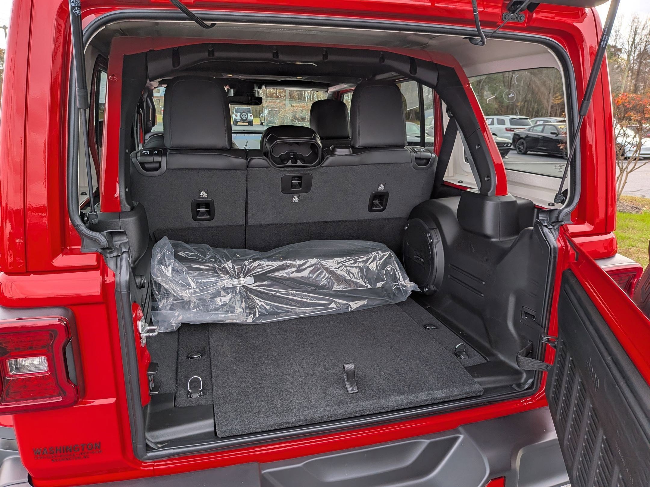 New 2026 Jeep Wrangler Sahara AWD/4WD image 29