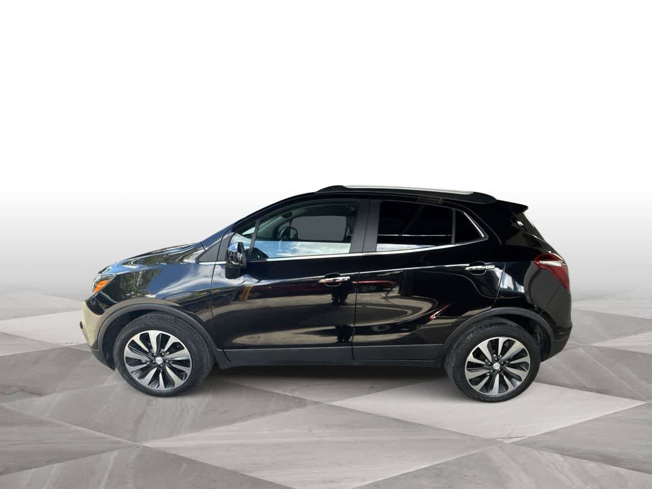 Used 2021 Buick Encore Preferred w/ Safety Package FWD image 5