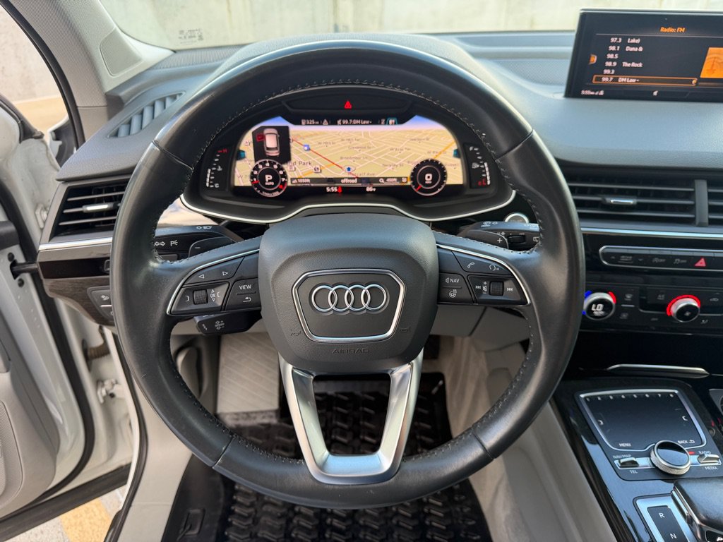 Used 2018 Audi Q7 3.0T Premium Plus w/ Premium Plus Package AWD/4WD image 14